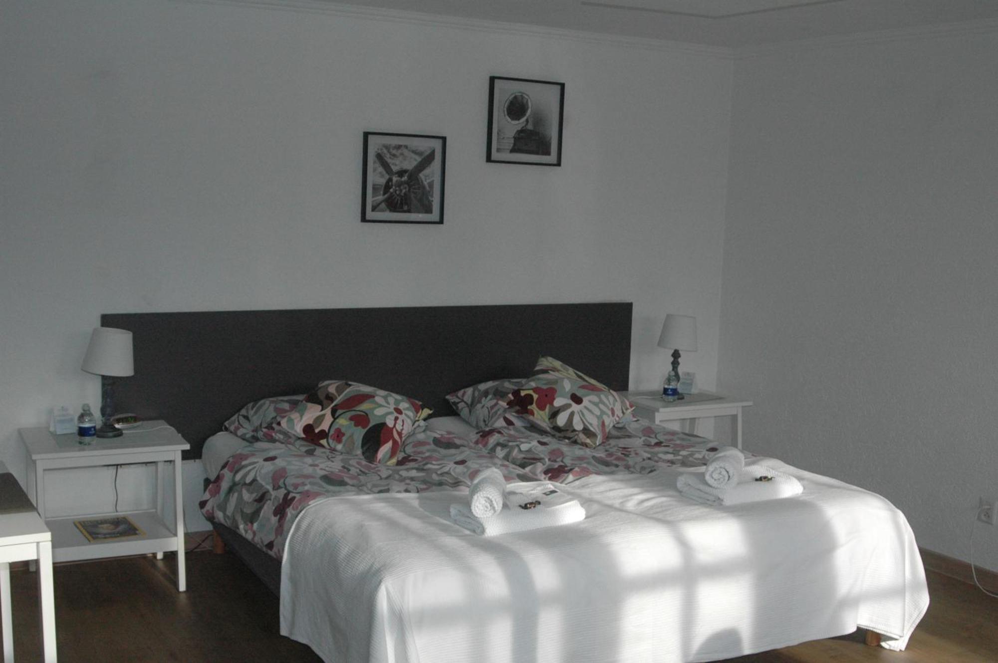 Bed & Breakfast De Vrijheid Еде Екстер'єр фото